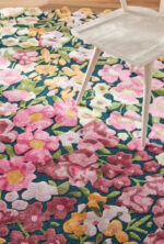 Irregular Floral hand Tufted Area Rug