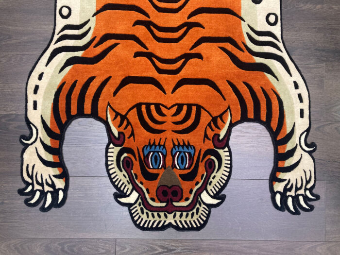 Tiger Shaped Rug in Bright Orange – Tibetan Hand Tufted Carpet Tiger Shaped Rug in Bright Orange – Tibetan Style Hand Tufted Carpet - Image 3