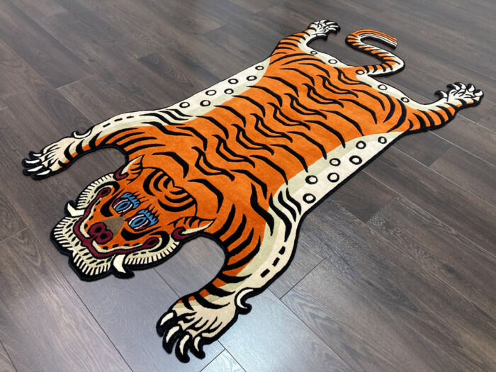 Tiger Shaped Rug in Bright Orange – Tibetan Hand Tufted Carpet Tiger Shaped Rug in Bright Orange – Tibetan Style Hand Tufted Carpet - Image 5