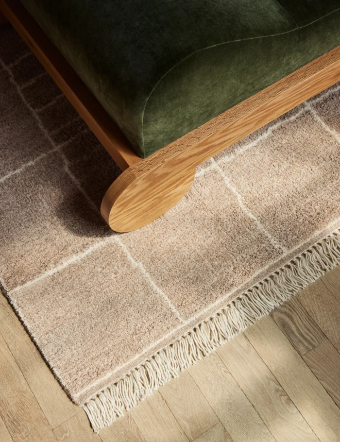 Modern hand knotted wool rug for bedroom interiors