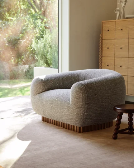 Neutral beige wool bedroom rug for modern interiors